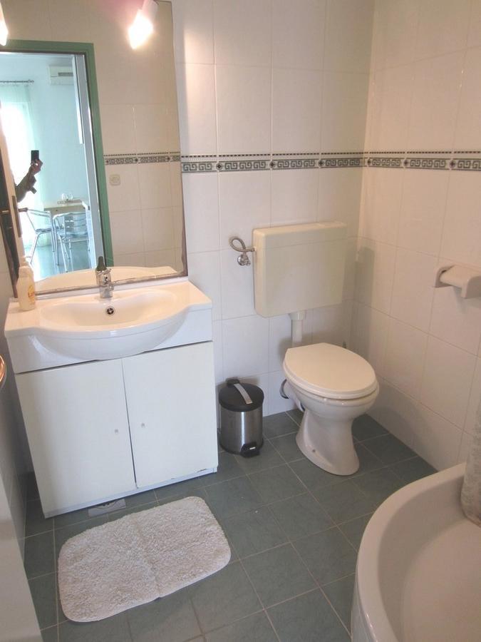 Apartments Zdenka Donji Okrug  Ngoại thất bức ảnh