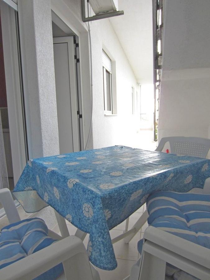 Apartments Zdenka Donji Okrug  Ngoại thất bức ảnh