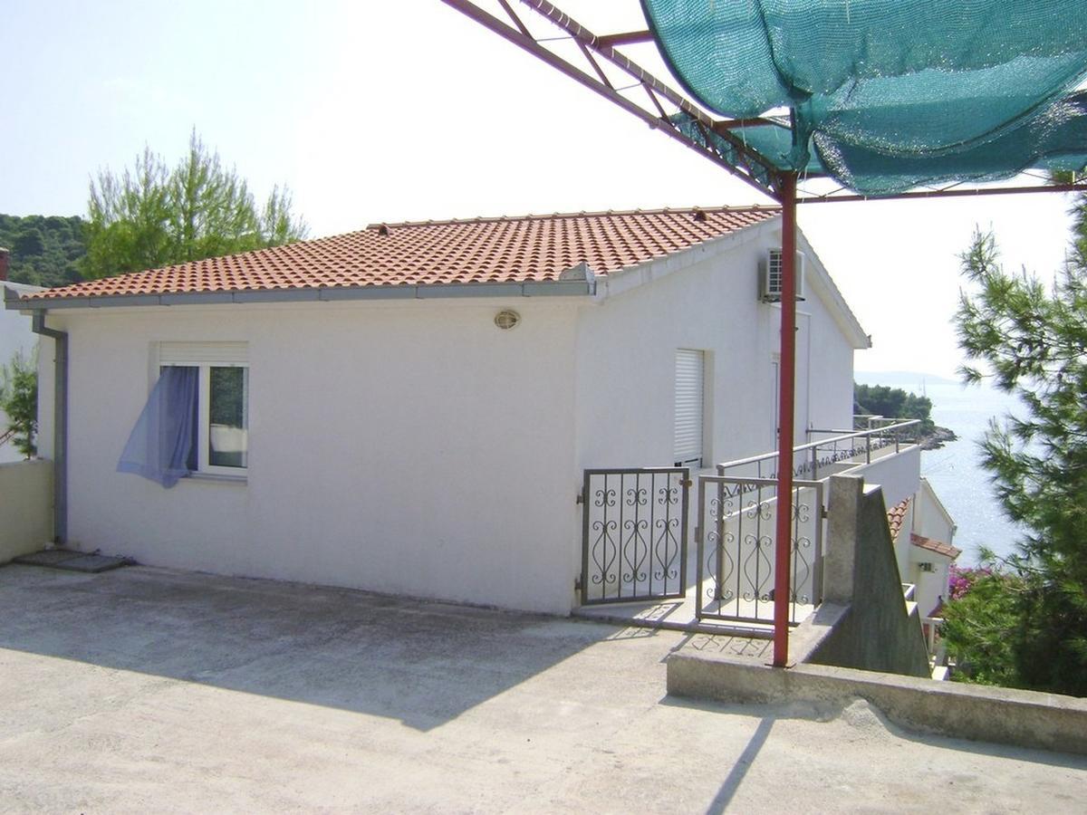 Apartments Zdenka Donji Okrug  Ngoại thất bức ảnh